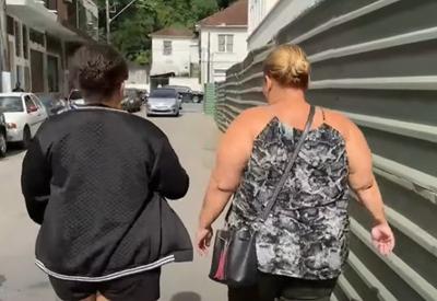 Menina de 12 anos que desapareceu para encontrar homem volta para casa no litoral de SP