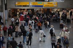 Imagem da notícia Anac lança plataforma para passageiros resolverem problemas com companhias aéreas