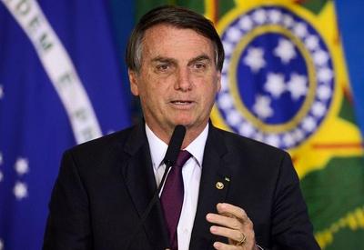 Bolsonaro fala pela primeira vez com novo primeiro-ministro de Israel