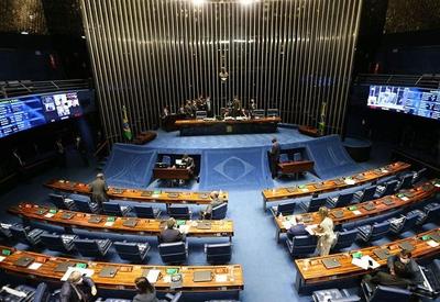 Senado aprova em 1º turno PEC que desobriga gastos mínimos em educação