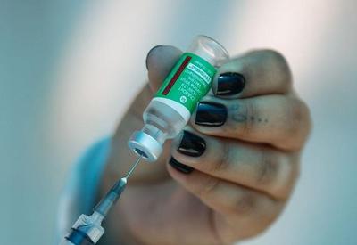 Covid-19: uma dose de vacina reduz transmissão domiciliar em até 49%