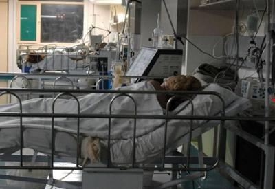 Mortalidade hospitalar por covid é alta no Brasil, diz estudo