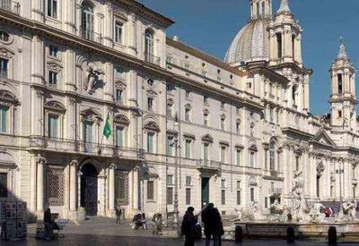 Embaixada do Brasil na Itália condena agressões sofridas por jornalistas
