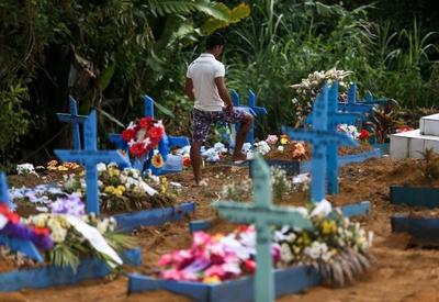 Brasil registra mais de 350 novas mortes por covid-19 em 24 horas