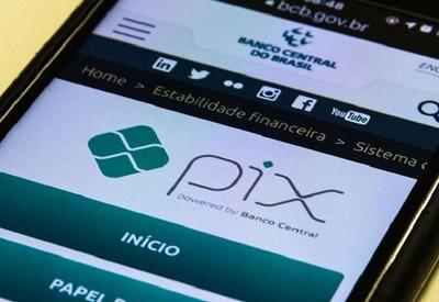 BC coloca limite de R$ 1 mil para transferências no Pix à noite