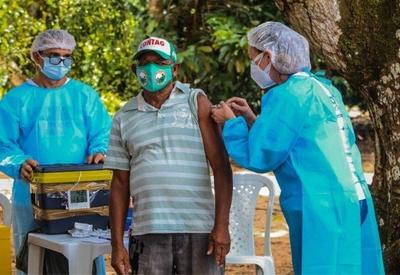 82% dos indígenas receberam a 1ª dose da vacina contra covid-19, diz Saúde