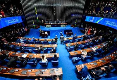 Senado aprova texto do marco temporal; número de mortes por ciclone sobe para 50