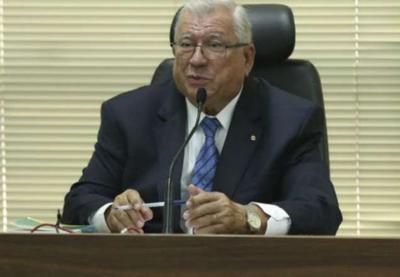 Alcides Martins toma posse provisória como procurador-geral