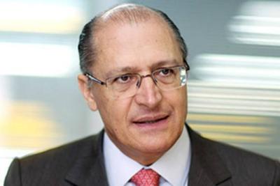 Alckmin diz apostar nos próximos 15 dias para subir nas intenções de voto