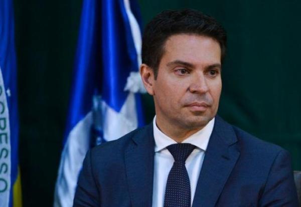 Imagem da notícia: PF e ICE se reúnem para discutir situação de Ramagem