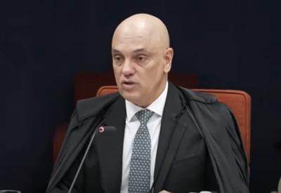 Alexandre de Moraes lê relatório da ação contra réus por tentativa de golpe; acompanhe ao vivo