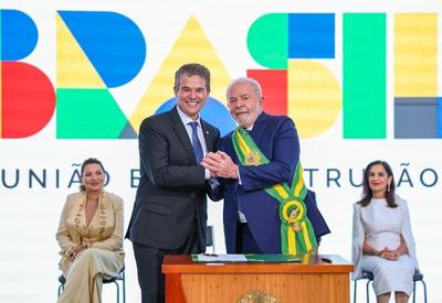 Ministro desiste de candidatura e vai articular palanque duplo para Lula em Pernambuco