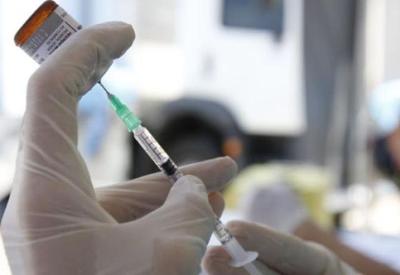 Anvisa prorroga validade do uso emergencial de vacinas contra covid