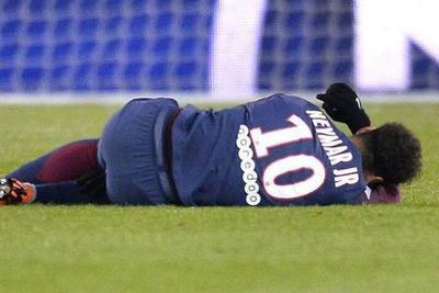 Após cirurgia, Neymar vai fazer fisioterapia para tratar lesão no pé