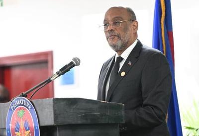 Em meio à onda de violência, primeiro-ministro do Haiti renuncia ao cargo