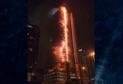 Incêndio queima 35 andares de prédio residencial em Dubai