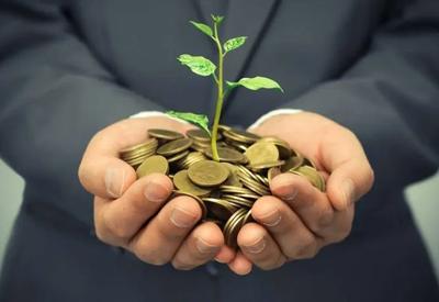 WEG, Bradesco e Sabesp: empresas correm para aprovar dividendos antes de IR