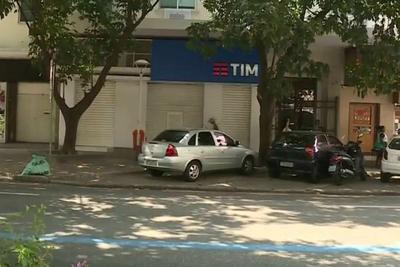 Assalto a loja e perseguição policial assustam moradores de Ipanema