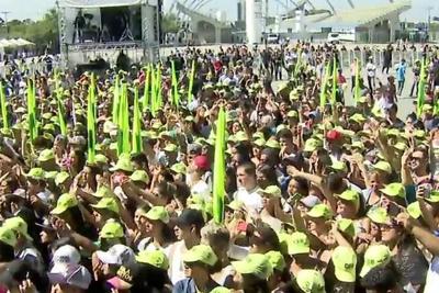 Atos políticos e shows gratuitos marcam comemoração do Dia do Trabalhador em SP