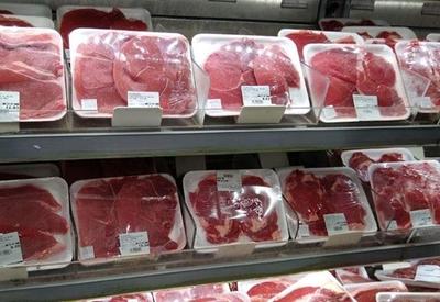 67% dos brasileiros deixam de comprar carne bovina pelo preço, diz pesquisa