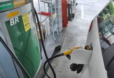 Começa a valer hoje o reajuste nos preços da gasolina e do diesel