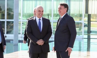 Moraes vota pela condenação de Bolsonaro e mais sete réus por tentativa de golpe de Estado