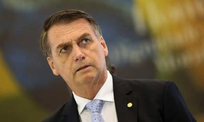 Moraes decretou prisão de Bolsonaro por violação de tornozeleira e risco de fuga após convocação de vigília