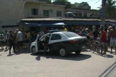 Bandidos atiram contra clientes de bar em Duque de Caxias; três pessoas morreram