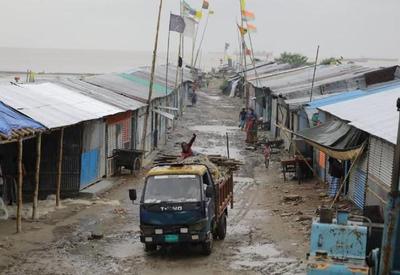 Tempestade tropical deixa ao menos 24 mortos em Bangladesh