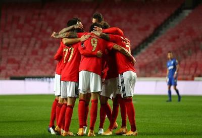 Benfica registra novos casos de Covid-19 e chega a 19 atletas infectados