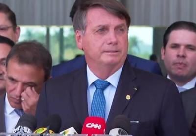 Bolsonaro anuncia que Renda Cidadã respeitará limite de gastos
