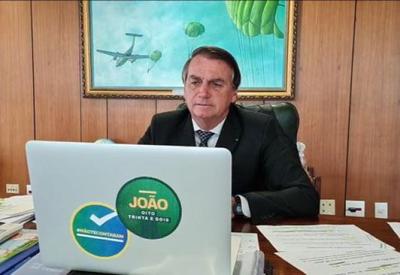 Bolsonaro chama Petrobras de "monstrengo" e cita privatização