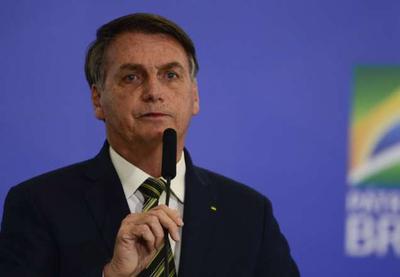 Bolsonaro critica governadores que não aderiram a decreto de salões e academias