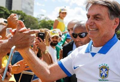 No último dia de comícios, Bolsonaro participa da atos no Rio