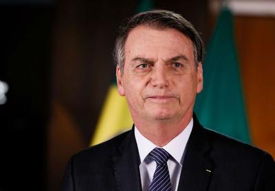 Bolsonaro decreta fim do horário de verão no Brasil