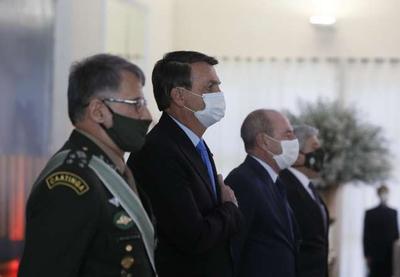 Bolsonaro defende Forças Armadas em evento: "Confiança nessa instituição"