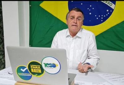 Bolsonaro diz que Petrobras é estatal que "só dá dor de cabeça"
