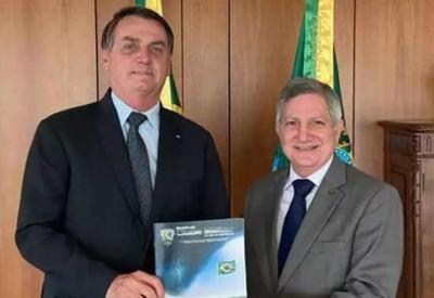 Clube Militar defende perdão de Bolsonaro e critica STF: "cheiro de podre"