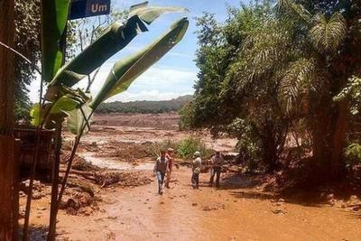 Bolsonaro lamenta tragédia em Brumadinho e envia ministros ao local