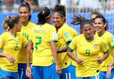 Brasil perde para França e dá adeus à Copa Feminina