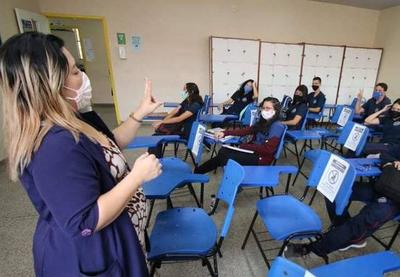 Brasileiros temem retorno às aulas sem vacina contra o coronavírus