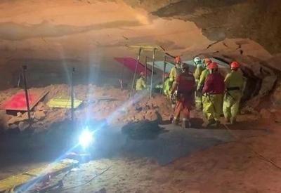 Após mortes em desabamento, prefeitura de Altinópolis fecha 19 grutas