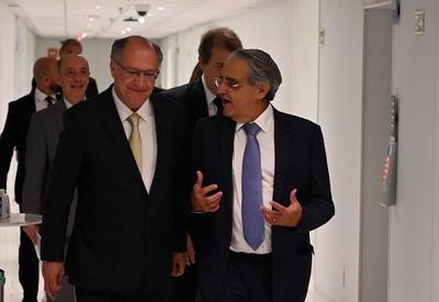 CNI entrega a Alckmin conjunto de propostas para "retomada da indústria"