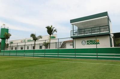 Justiça manda Palmeiras demolir centro de treinamento da base na Grande SP