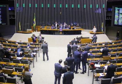 Câmara deve votar projeto que prevê medidas protetivas para idosos