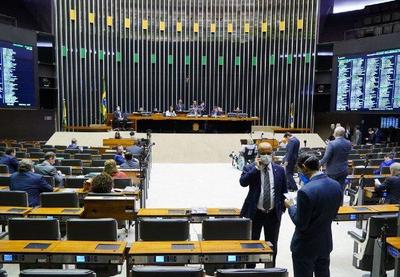 Câmara mantém veto de Bolsonaro a reajuste salarial para servidores