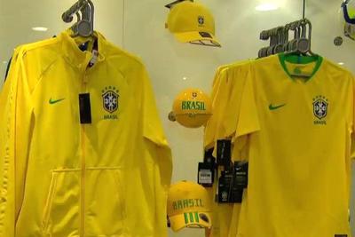 Camisa da Seleção Brasileira vende 20 vezes mais em ano de Mundial