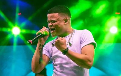Cantor Rafa Diniz morre, aos 22 anos, após se afogar no Rio São Francisco