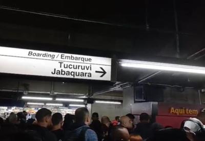 Linha 1-Azul do Metrô de São Paulo apresenta falha na manhã desta quinta-feira (29)