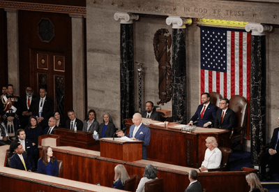 Nos EUA, Charles III defende Ucrânia e preservação da natureza em meio à tensão com Trump